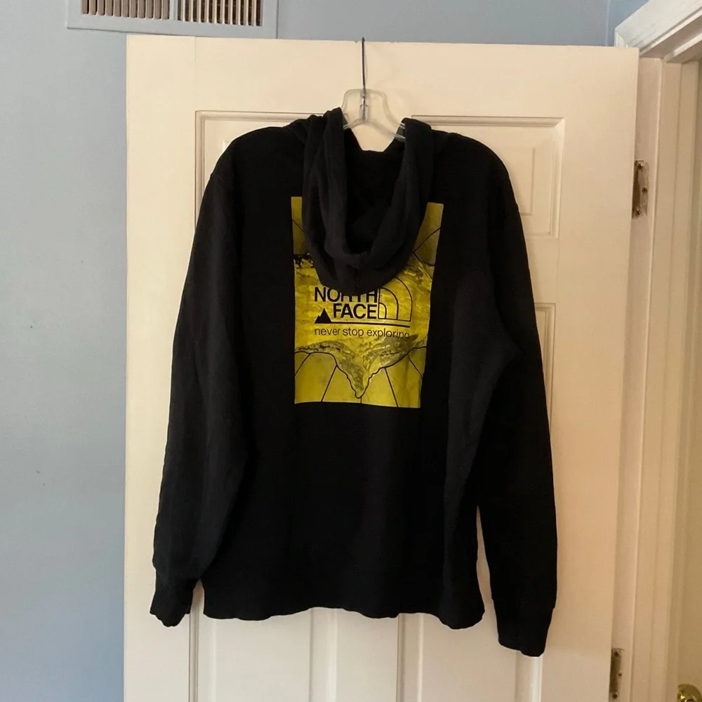 The North Face Men’s NSE Hoodie Sweatshirt Never Stop Exploring Black Size L